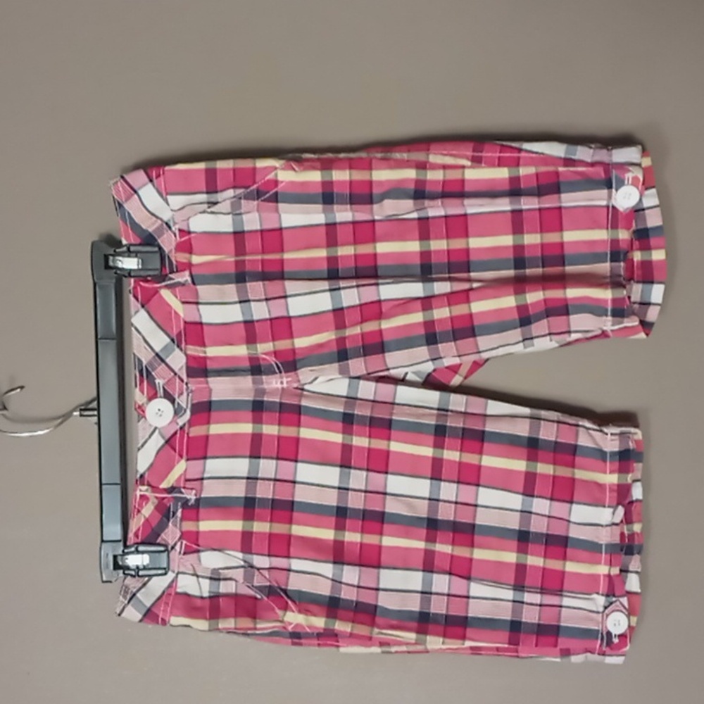 SoHo Pink Plaid Shorts w Leg Button Size 7